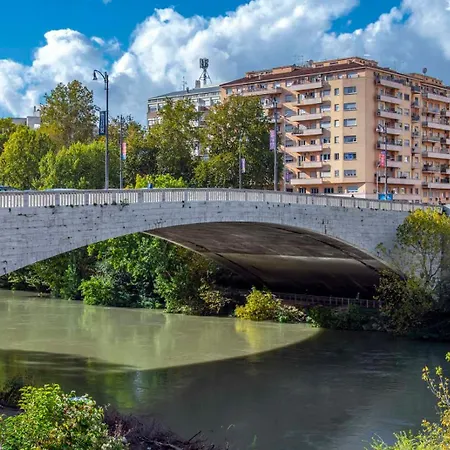 Lägenhet Tevere Rom